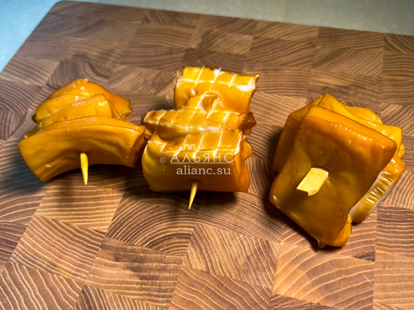 Шашлычок из кальмара х/к в Магнитогорске