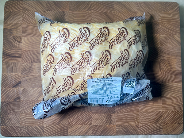 Сыр 1 кг ГОРНЫЙ СЫРОВАР (Паутинка со вкусом красной икры) в Магнитогорске