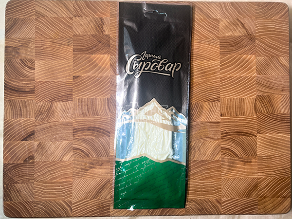 Сыр 60 гр ГОРНЫЙ СЫРОВАР (Паутинка белая с укропом и чесноком) в Магнитогорске