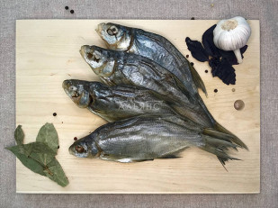 Арахис со вкусом барбекю: Густера вяленая